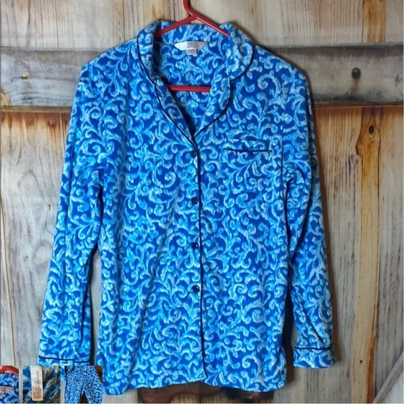 Celestial Dreams NWOT Soft Fleece Button Down Blue Swirl Pajama Top - Picture 1 of 4